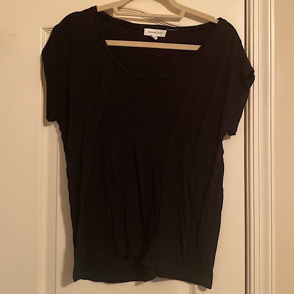 Treasure & Bond Short Sleeve Top